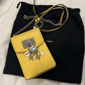 New yellow crossbody bag, Perfect for concerts!!